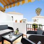 Casa Magdalena - Lovely House With Terrace & Pool بيت للعطل *